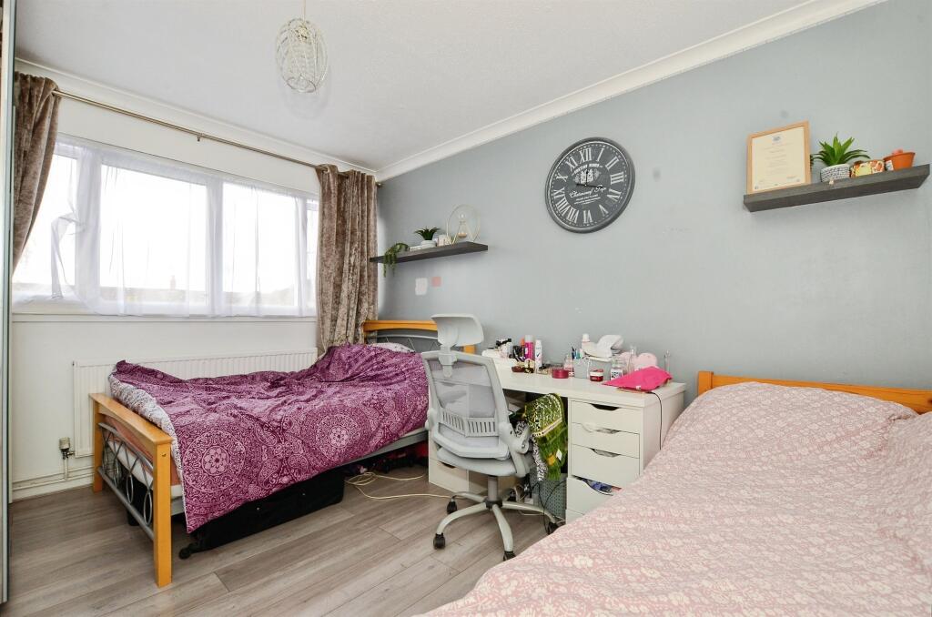 Additional image 9 of Alder Close, Park Street, St. Albans