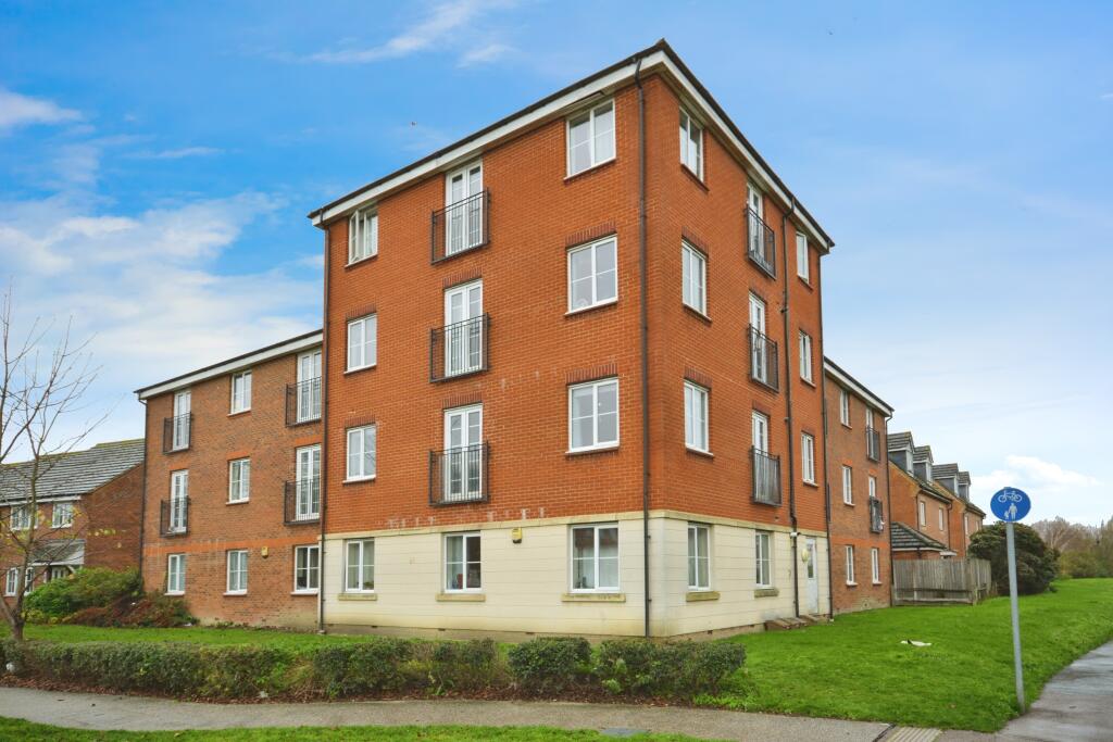 Primary image of Walker Grove, Hatfield, AL10