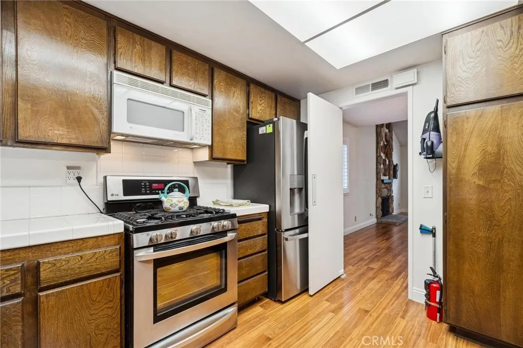 Additional image 48 of 22714 Stagg, West Hills, CA 91304