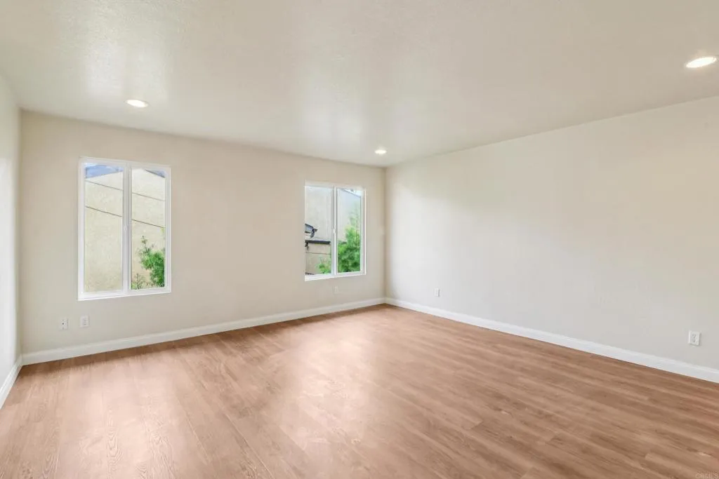 Additional image 101 of 1906 S Broadway, Oceanside, CA 92054