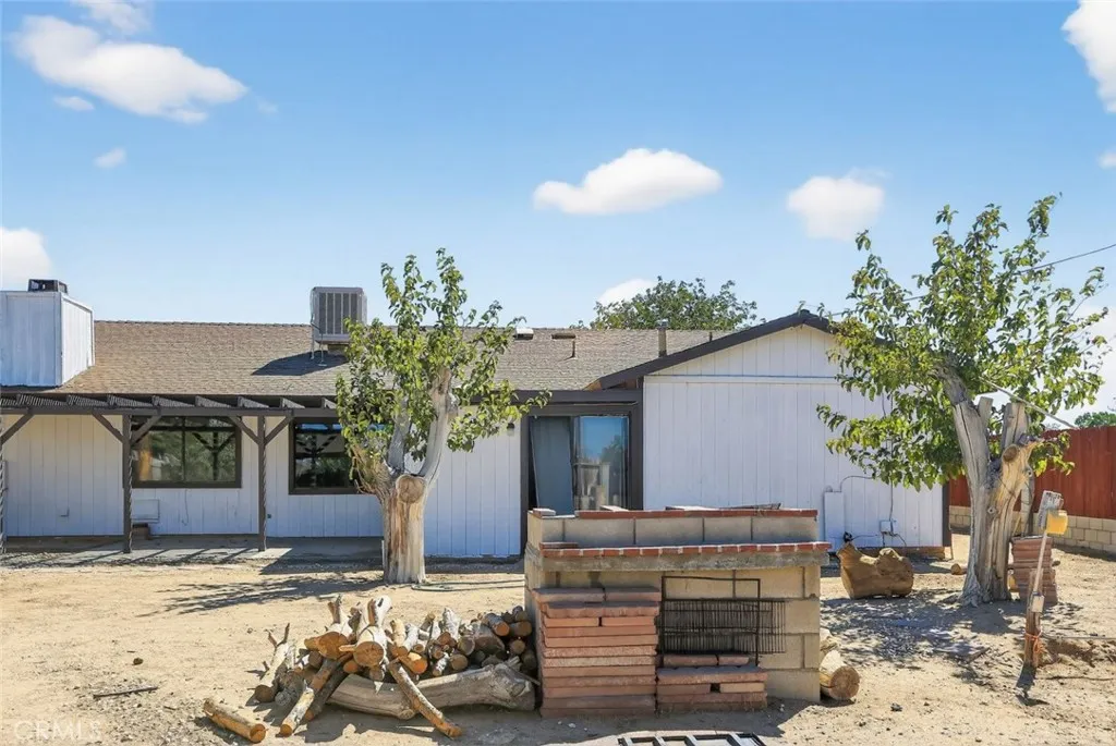 Additional image 22 of 21101 Hacienda Boulevard, California City, CA 93505