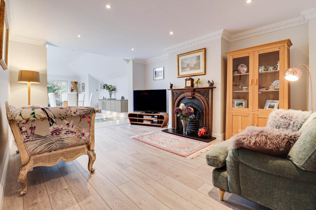 Additional image 5 of West Way, Harpenden, AL5