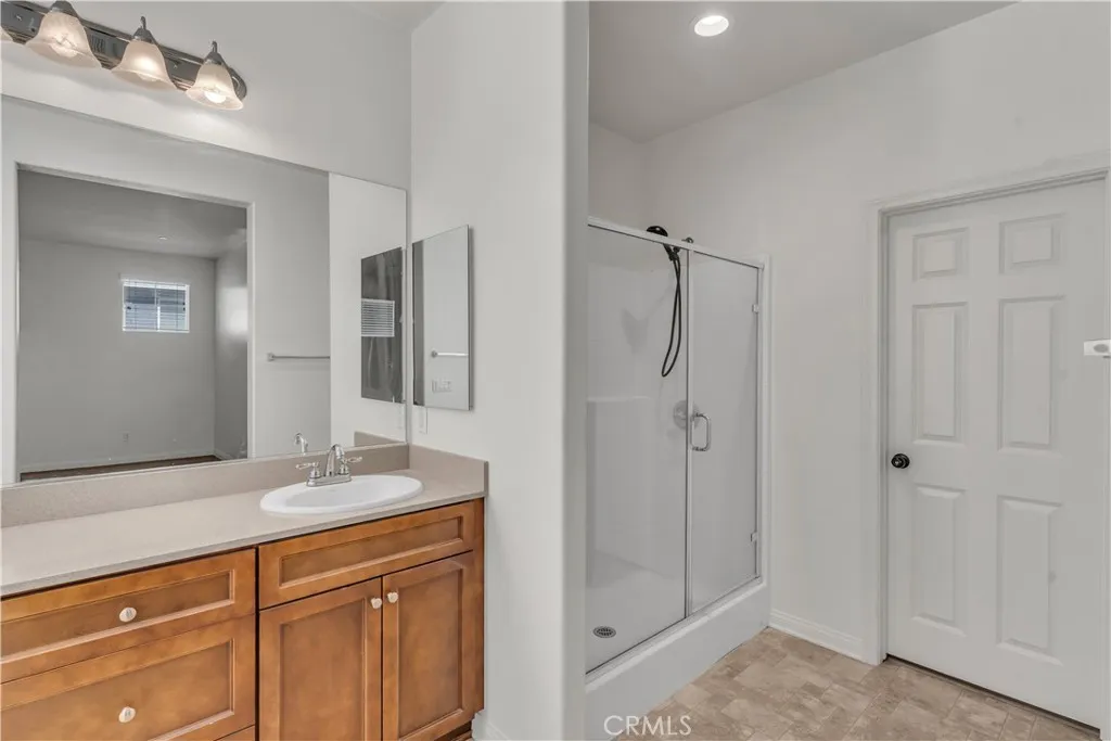 Additional image 64 of 687 S Fillmore Ave, Rialto, CA 92376