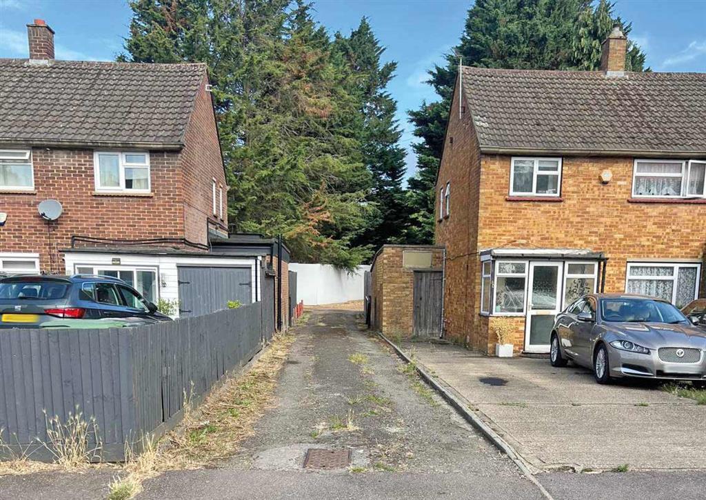 Additional image 4 of Alexander Road, London Colney, ST. ALBANS