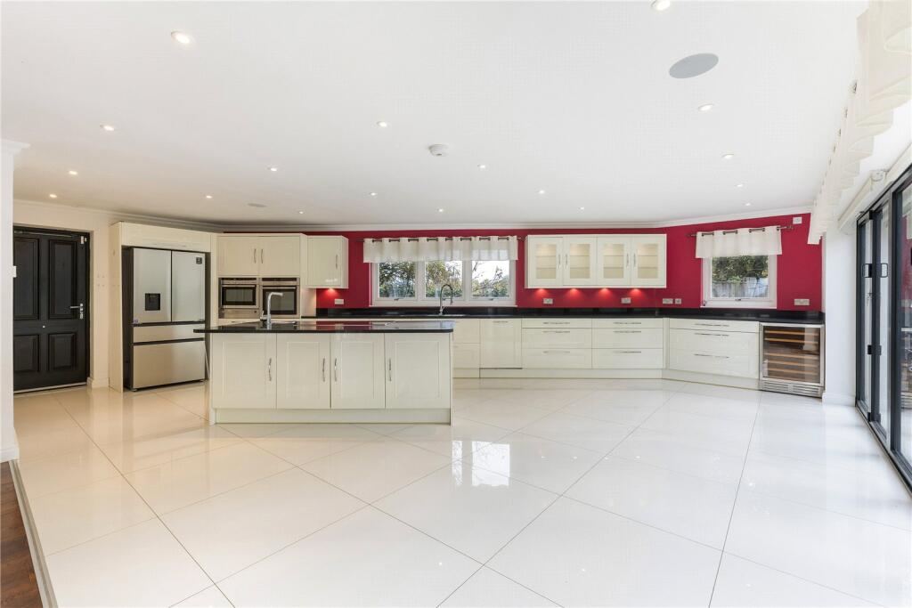 Additional image 5 of Linden Crescent, St. Albans, Hertfordshire, AL1