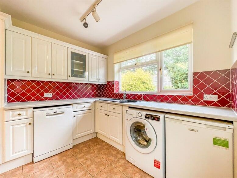 Additional image 6 of Derwent Road, Harpenden, AL5