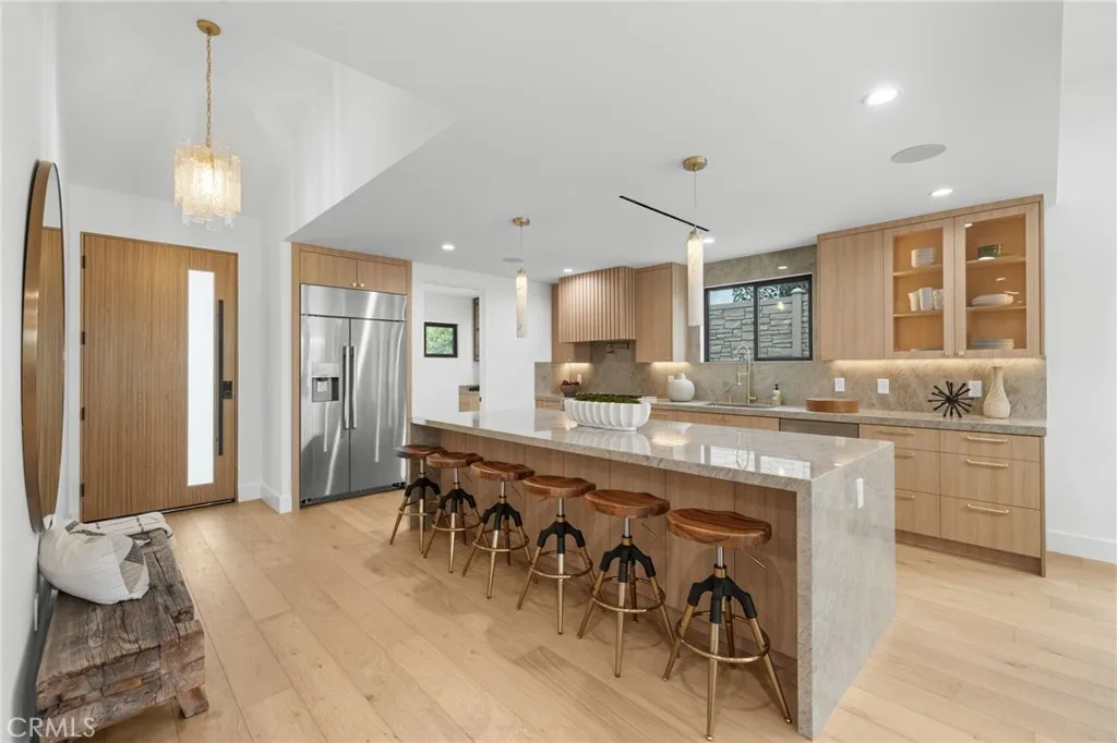 Additional image 8 of 742 Groton Dr, Burbank, CA 91504