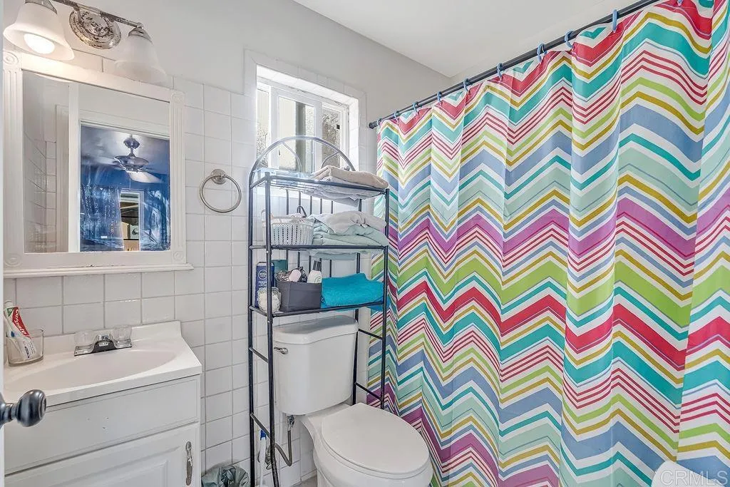 Additional image 40 of 927 S Eucalyptus Ave, Inglewood, CA 90301