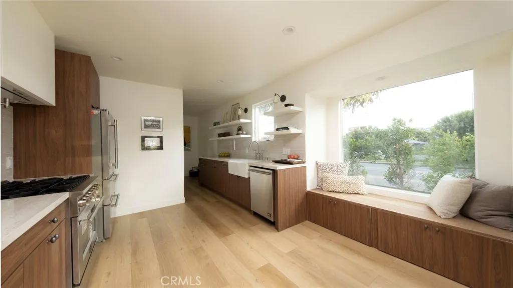 Additional image 10 of 3554 S Sycamore Ave, Los Angeles, CA 90016