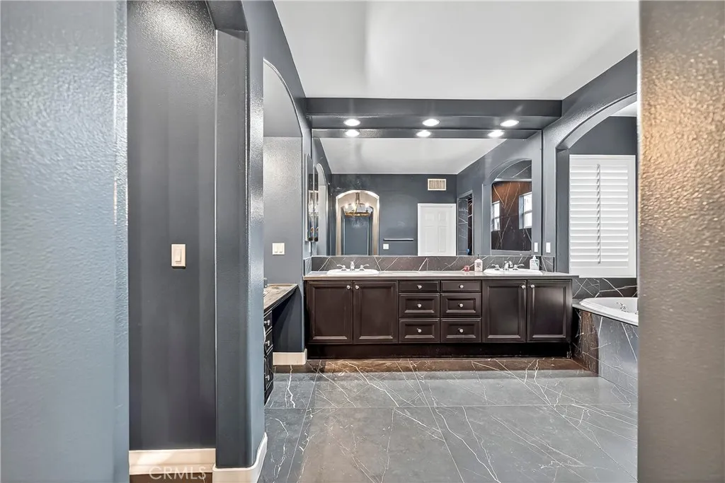 Additional image 65 of 912 Blackbourne Pt, Oak Park, CA 91377