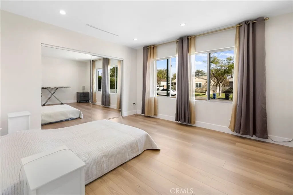 Additional image 16 of 2031 N Pass Ave, Burbank, CA 91505