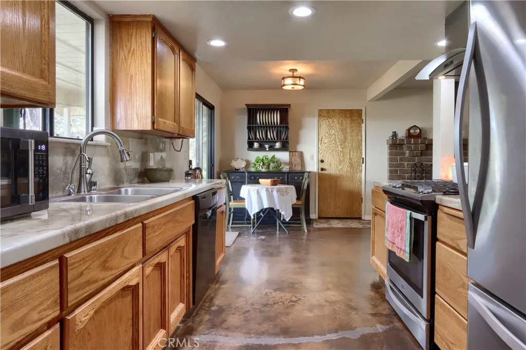 Additional image 73 of 40410 Goldside Drive, Oakhurst, CA 93644