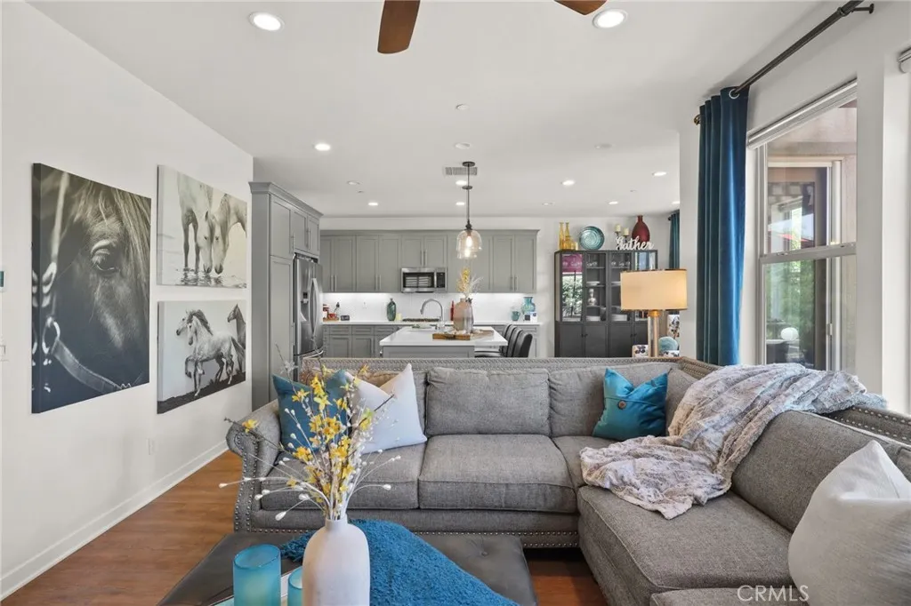 Additional image 10 of 41 Fuchsia, Lake Forest, CA 92630