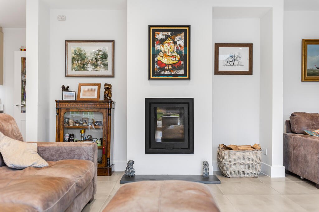 Additional image 9 of Mannicotts, Welwyn Garden City, Hertfordshire, AL8