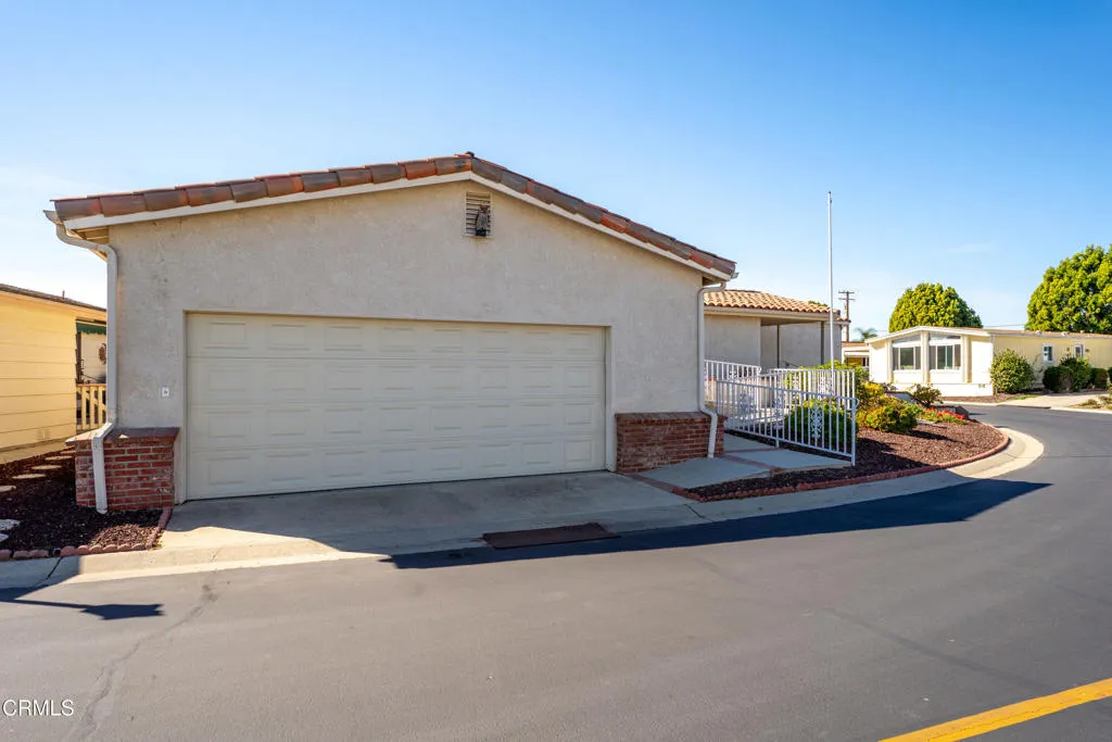Additional image 92 of 75 Poinsettia Gardens Drive, Ventura, CA 93004