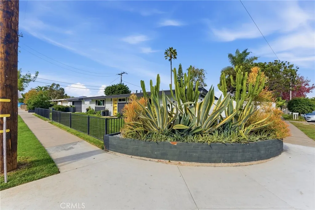 Additional image 69 of 700 Hamilton Street, Costa Mesa, CA 92627