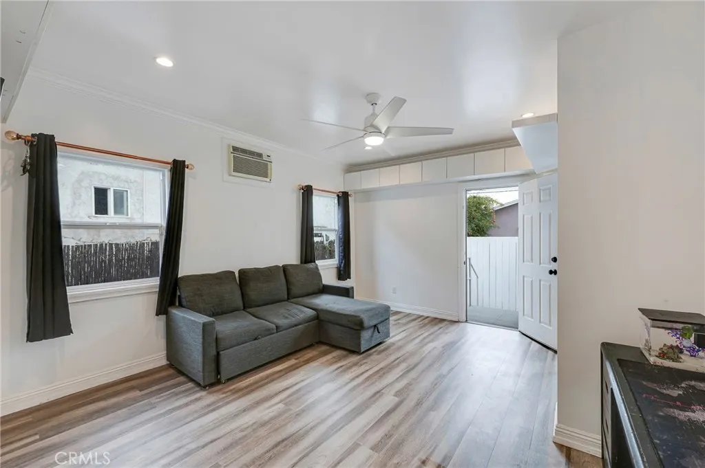 Additional image 23 of 8023 Hooper Ave, Los Angeles, CA 90001