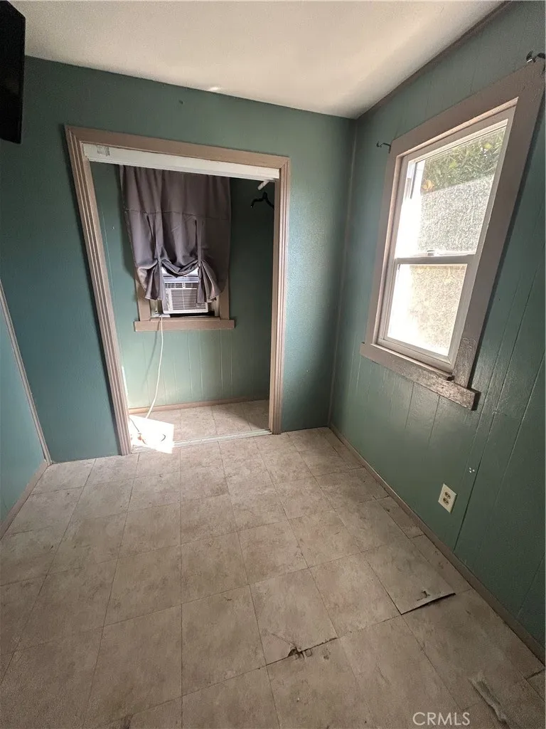 Additional image 68 of 467 W G Street, Colton, CA 92324