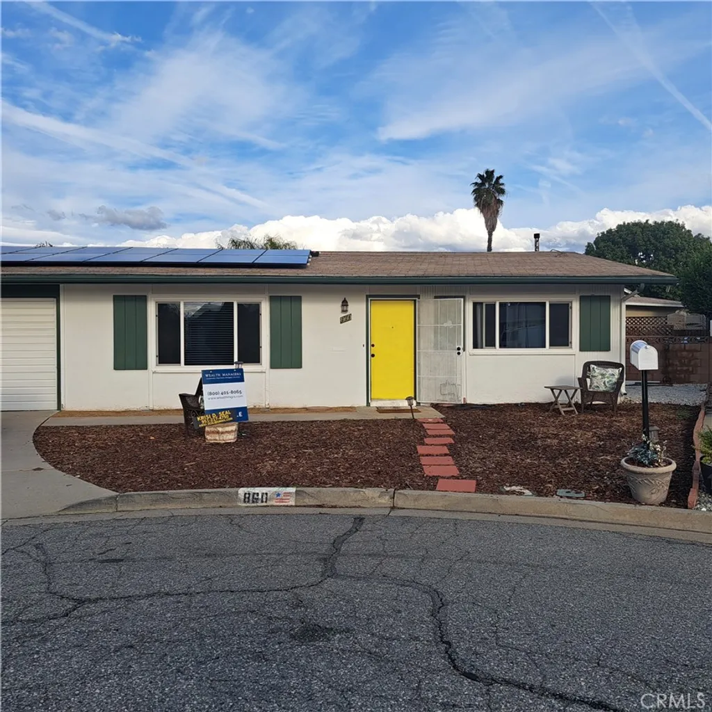 Additional image 2 of 860 S Alessandro St, Hemet, CA 92543