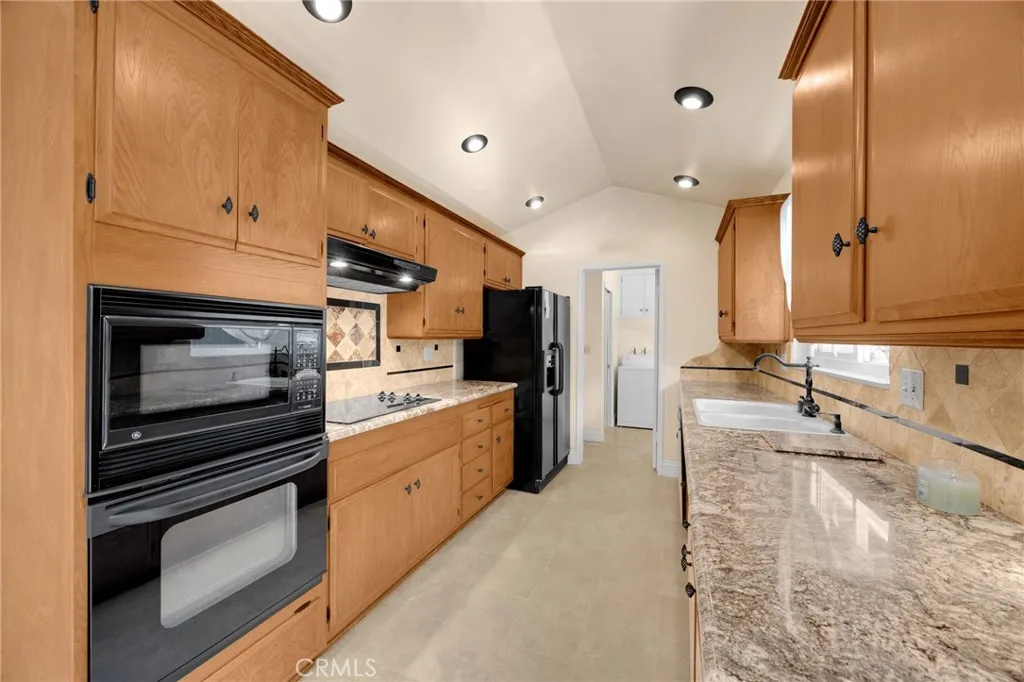 Additional image 92 of 1716 N Canyon, Fullerton, CA 92833