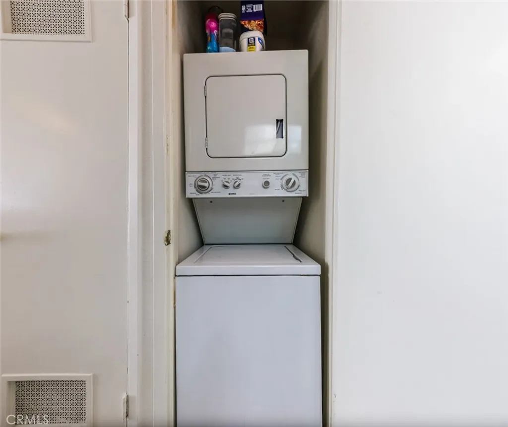 Additional image 19 of 1237 E 6th Street Unit 110, Long Beach, CA 90802