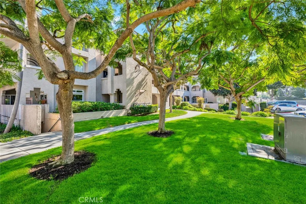 Additional image 27 of 4561 Warner Ave Unit 201, Huntington Beach, CA 92649