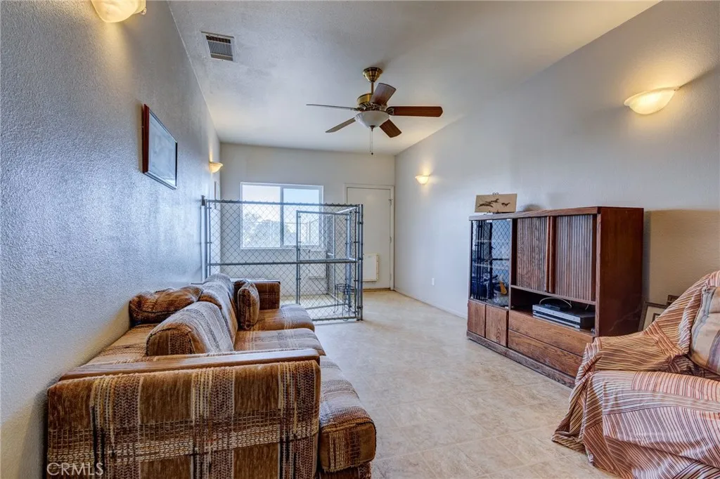 Additional image 47 of 8605 Cantel Court, Oak Hills, CA 92344