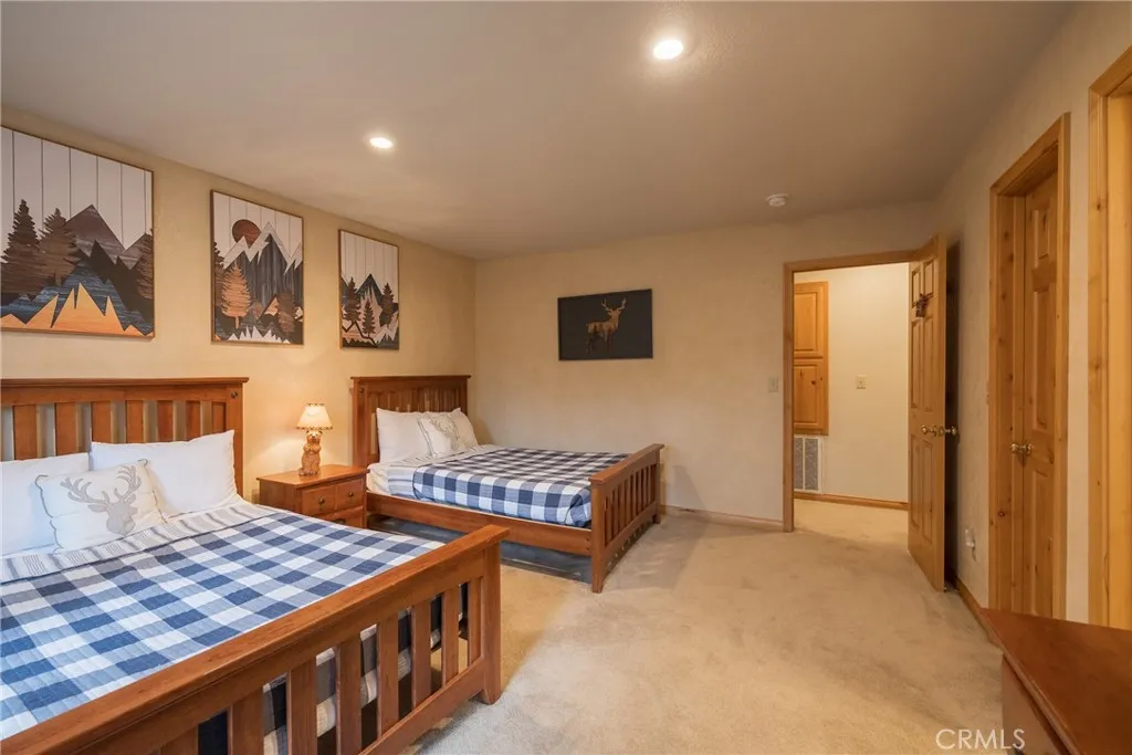 Additional image 76 of 166 N Teakwood Dr, Big Bear Lake, CA 92315