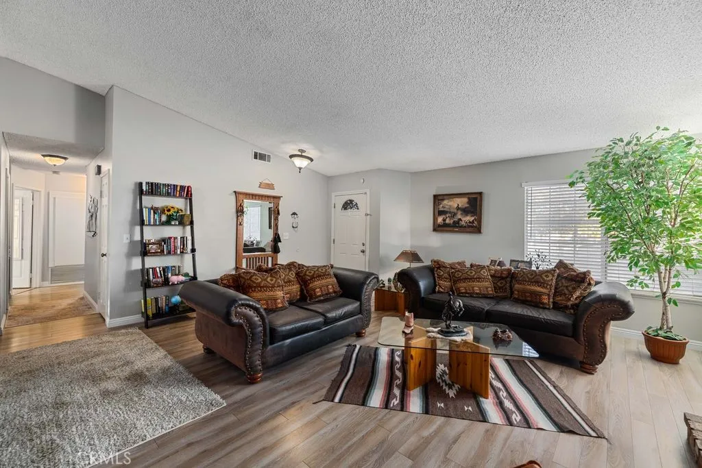 Additional image 5 of 44115 Hunter Court, Lancaster, CA 93536