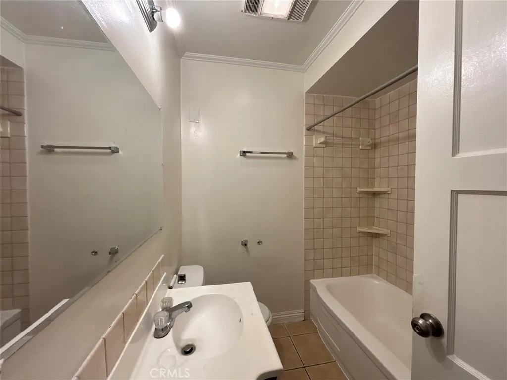 Additional image 36 of 19145 Kittridge, Reseda, CA 91335