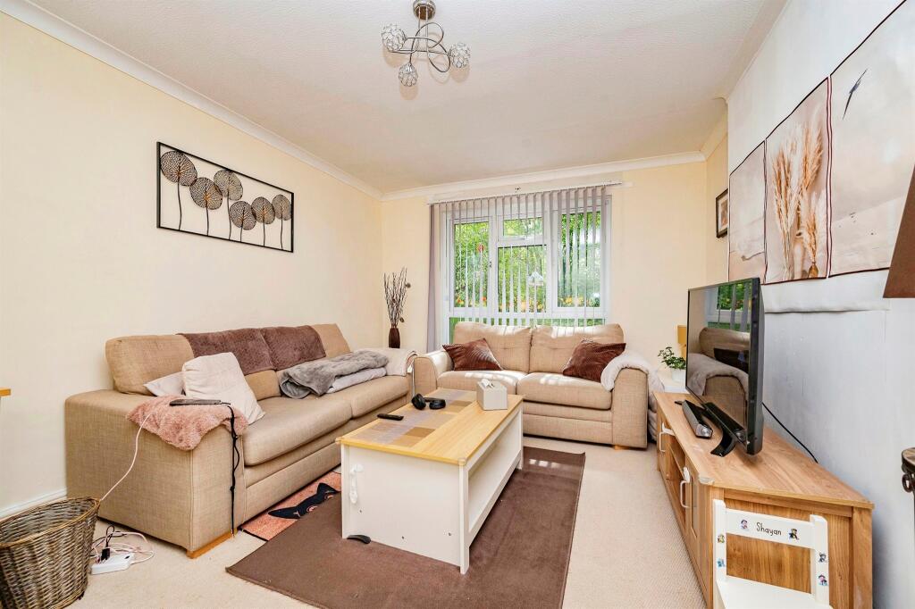 Additional image 2 of Thundridge Close, Welwyn Garden City