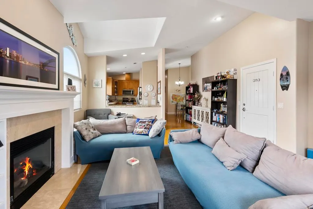 Additional image 59 of 535 F Avenue Unit 4, Coronado, CA 92118