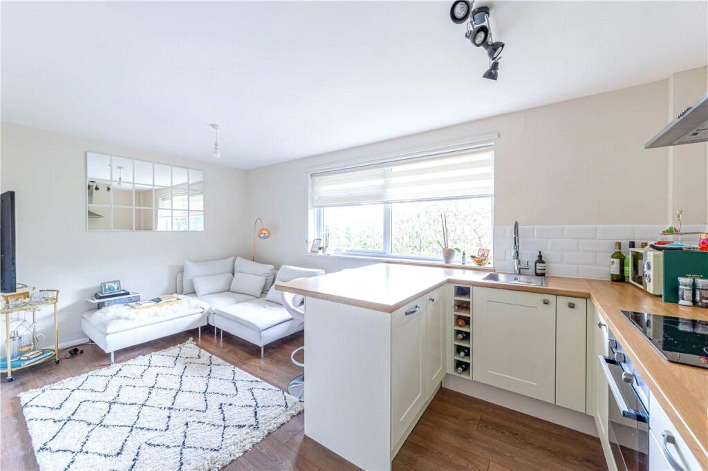 Additional image 2 of Aysgarth Close, Harpenden, Harpenden, AL5