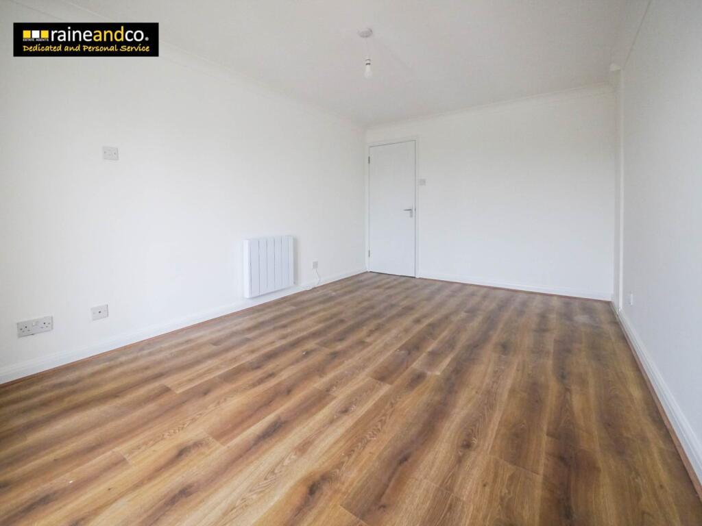 Additional image 11 of Walsingham Close, Hatfield