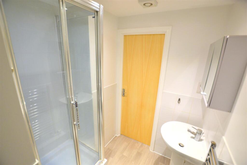 Additional image 8 of North Drive, Hatfield