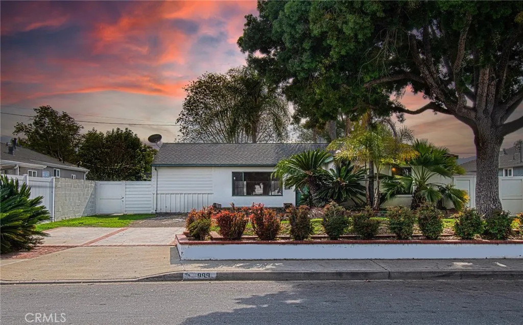 Additional image 2 of 999 Oak Street, Costa Mesa, CA 92627