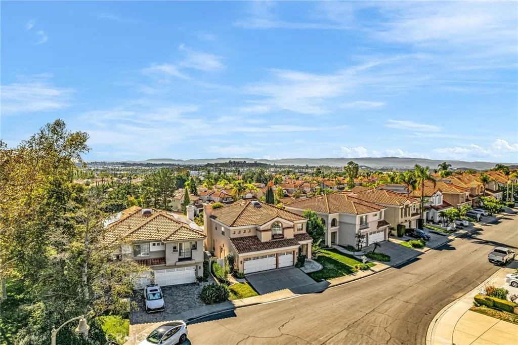 Additional image 56 of 32 Salinas, Lake Forest, CA 92610