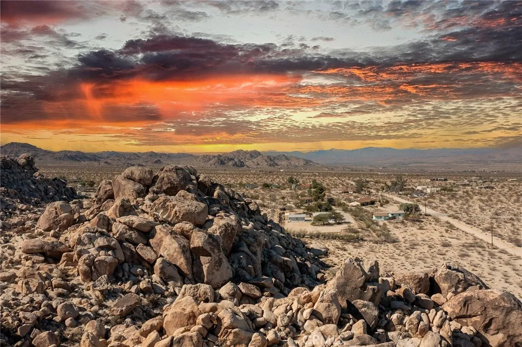 Additional image 91 of 66075 Foothill Dr, Joshua Tree, CA 92252