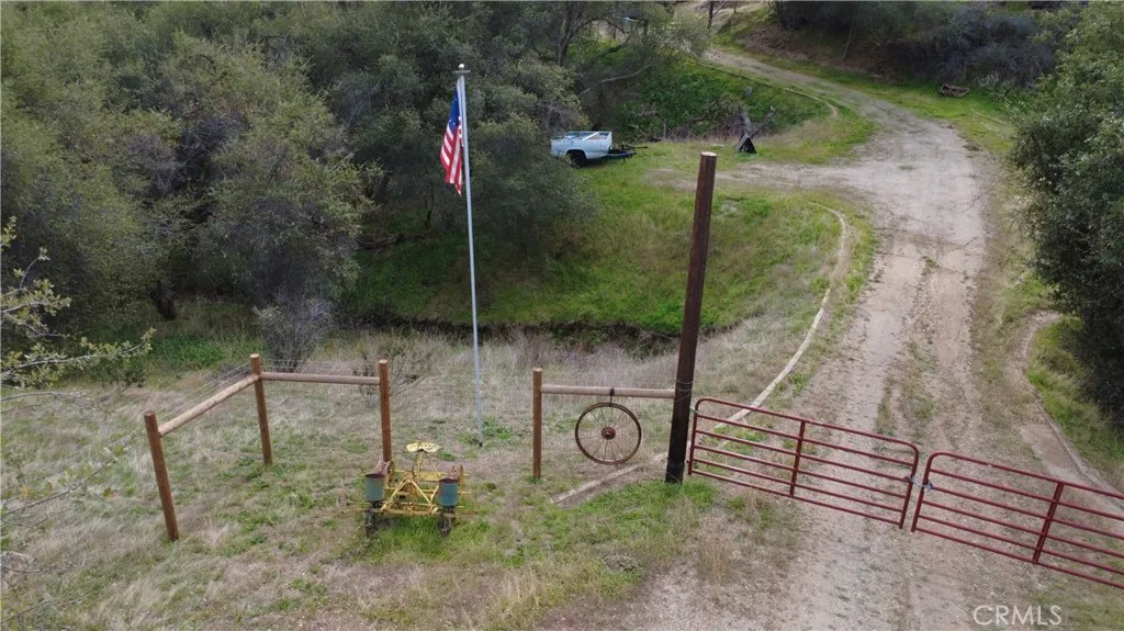 Additional image 94 of 38967 Deerbrook Ln, Squaw Valley, CA 93675