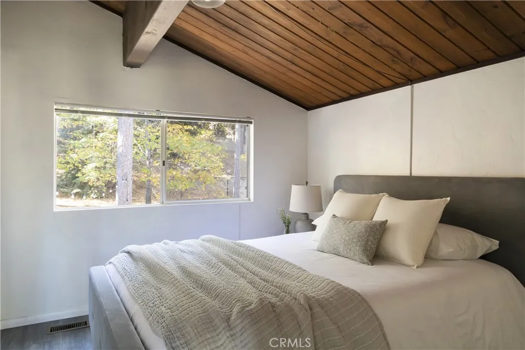 Additional image 36 of 572 Brentwood Dr, Lake Arrowhead, CA 92352