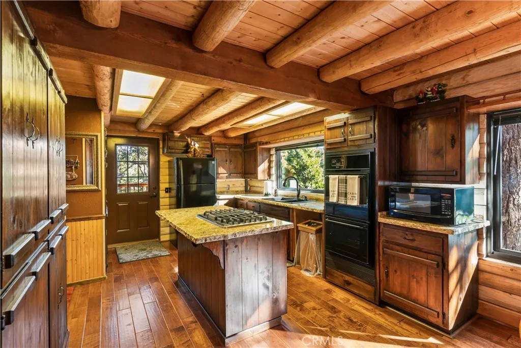 Additional image 79 of 26638 Lake Forest Dr, Twin Peaks, CA 92391