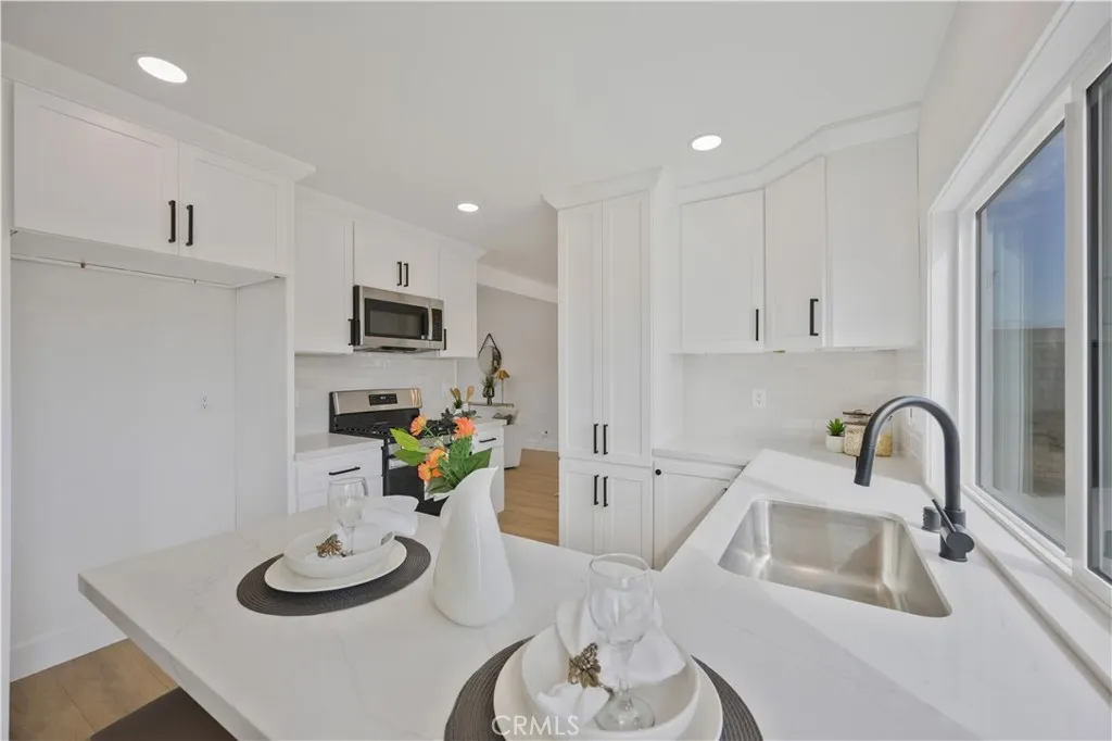 Additional image 42 of 847 N Idyllwild Ave, Rialto, CA 92376