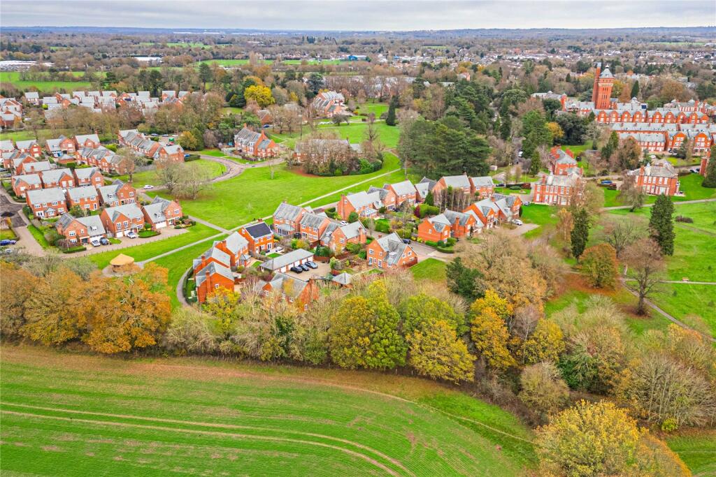 Additional image 23 of Beningfield Drive, St. Albans, Hertfordshire, AL2