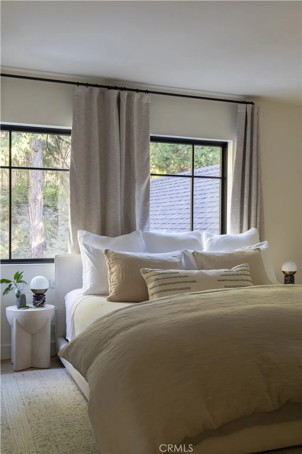 Additional image 22 of 654 S Cumberland Dr, Lake Arrowhead, CA 92352