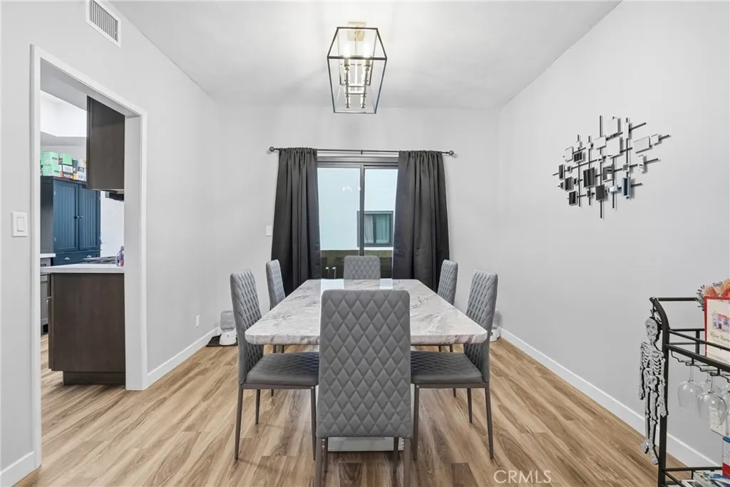 Additional image 13 of 6540 Hayvenhurst Avenue Unit 3, Lake Balboa, CA 91406