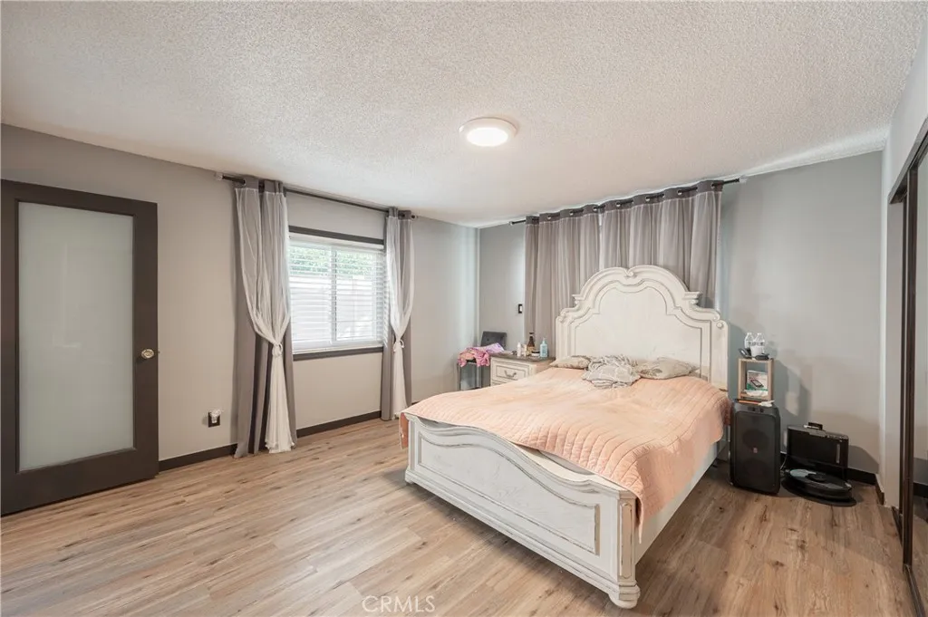 Additional image 68 of 16038 Hartland Street, Van Nuys, CA 91406