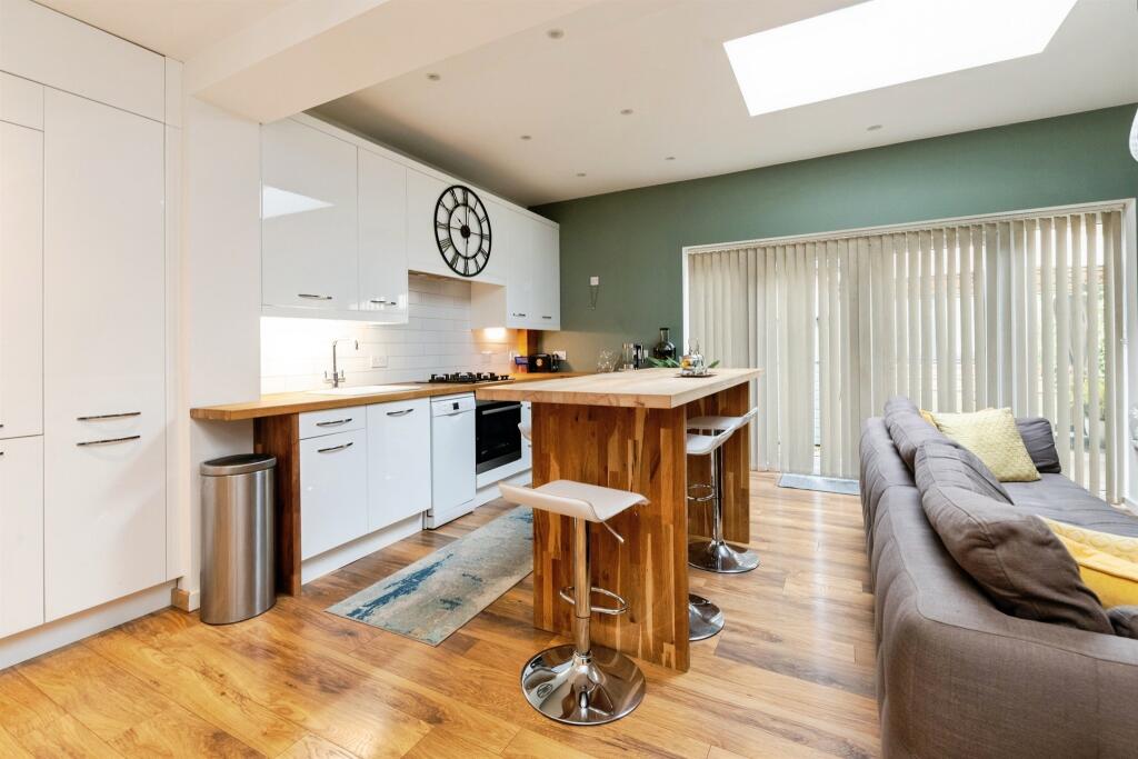 Additional image 3 of Great Break, Welwyn Garden City