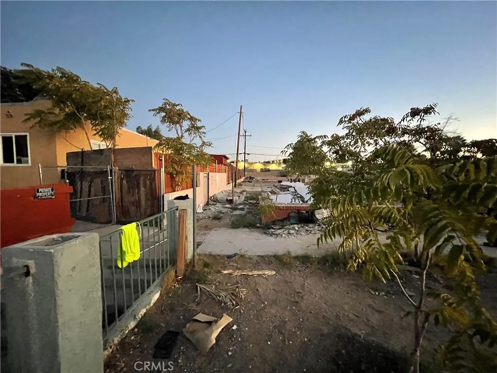 Additional image 75 of 226 E Fredricks St, Barstow, CA 92311