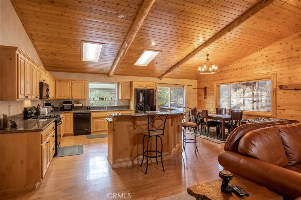 Additional image 22 of 166 N Teakwood Dr, Big Bear Lake, CA 92315