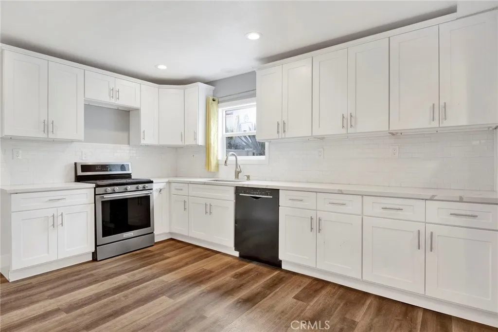 Additional image 7 of 1109 S Dacotah St, Los Angeles, CA 90023